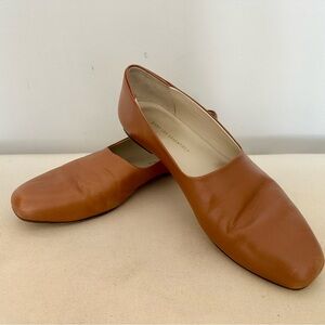 WANT Les Essentiels Elci Leather Ballet Flats in Tan